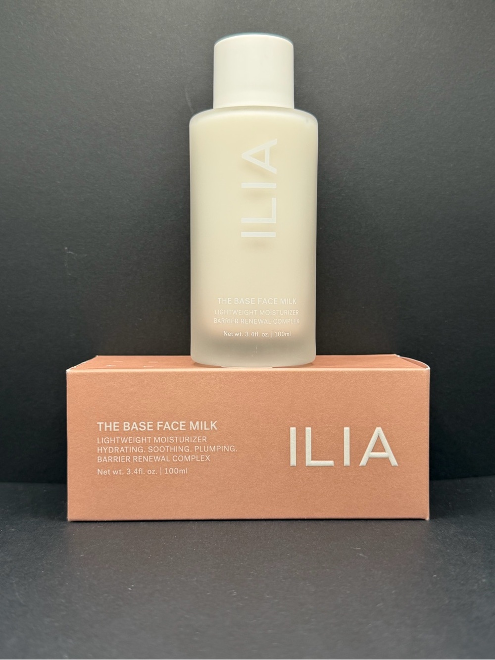 ILIA Lightweight Face Milk Moisturizer - White & Peach